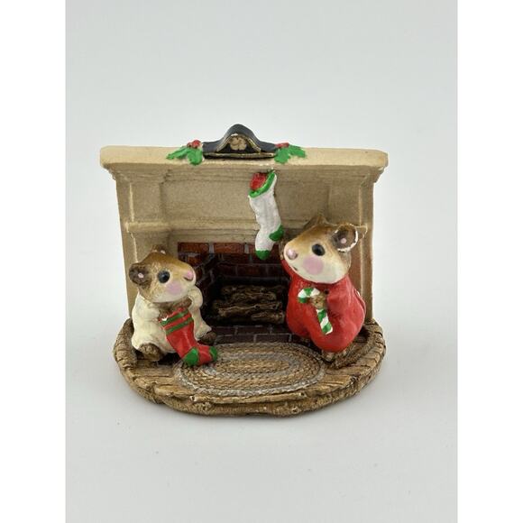 Wee Forest Folk "Christmas Morn" 1983 WP 2 Mice Fireplace Clay M-92 - Picture 2 of 9